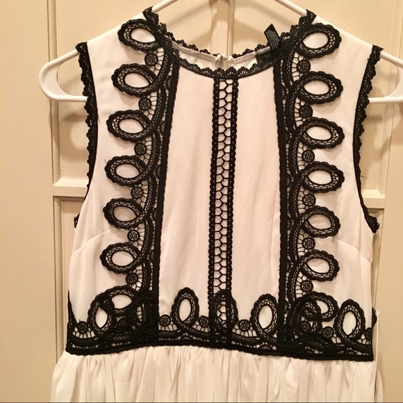 AQUA Black and White Detail Dress NWT - Picture 1 of 5